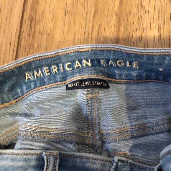Women’s American Eagle denim shorts, size: 2 - Picture 3 of 4